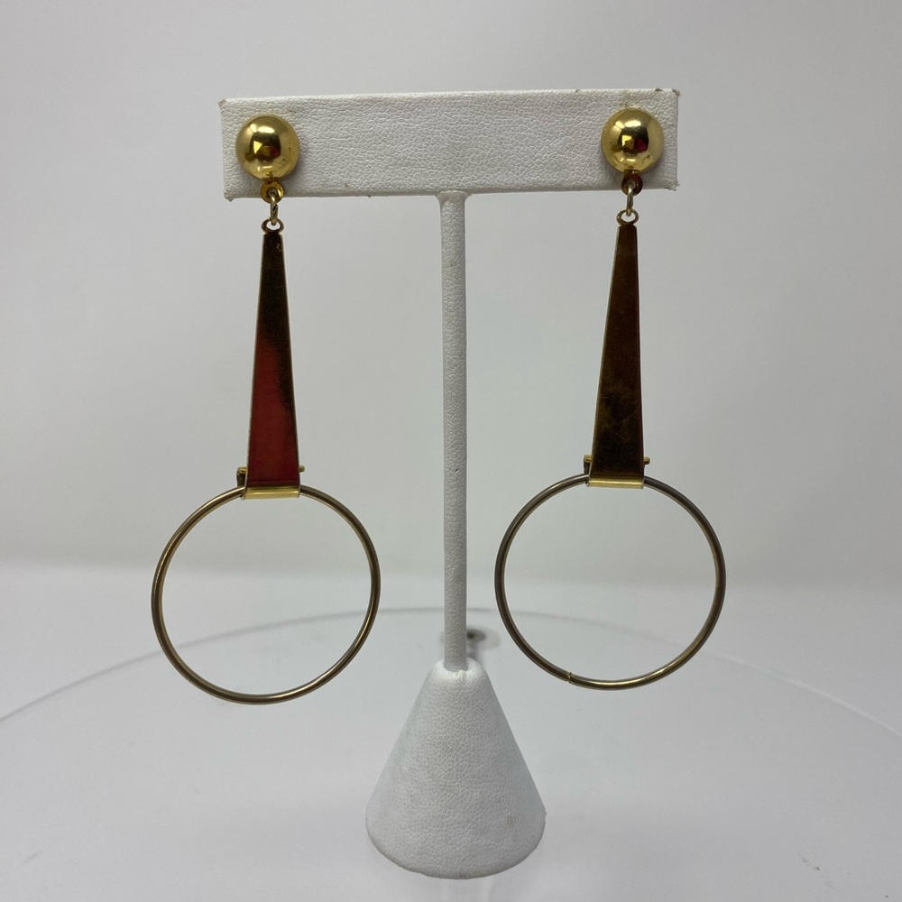 Elegant Gold Drop Earrings